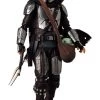 MAFEX Star Wars: The Mandalorian Ver. 2.0 -Toy Store 000472003 01