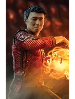 Iron Studios Shang-Chi - Shang-Chi & Morris 1/10 Scale Statue