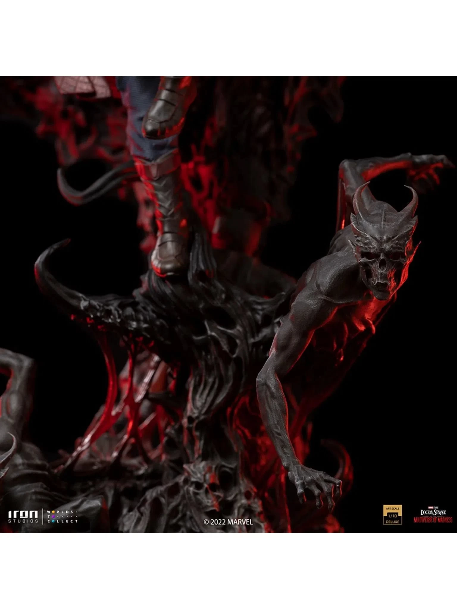 Iron Studios Doctor Strange 2: Multiverse Of Madness - Dead Strange Deluxe 1/10 Scale Statue 11 Iron Studios Doctor Strange 2: Multiverse Of Madness - Dead Strange Deluxe 1/10 Scale Statue - Image 9