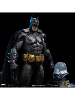 Iron Studios DC Comics - Batman Unleashed Deluxe 1/10 Scale Statue -Toy Store 202459 1536 2048