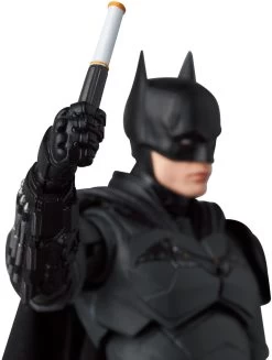 MAFEX The Batman -Toy Store 268720051