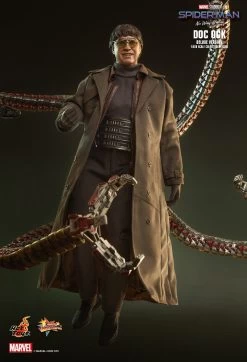Hot Toys Spider-Man: No Way Home - Doc Ock Deluxe 1/6 Scale Figure