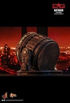 Hot Toys The Batman - Batman And Bat-Signal 1/6 Scale Set -Toy Store PD16463955162G4