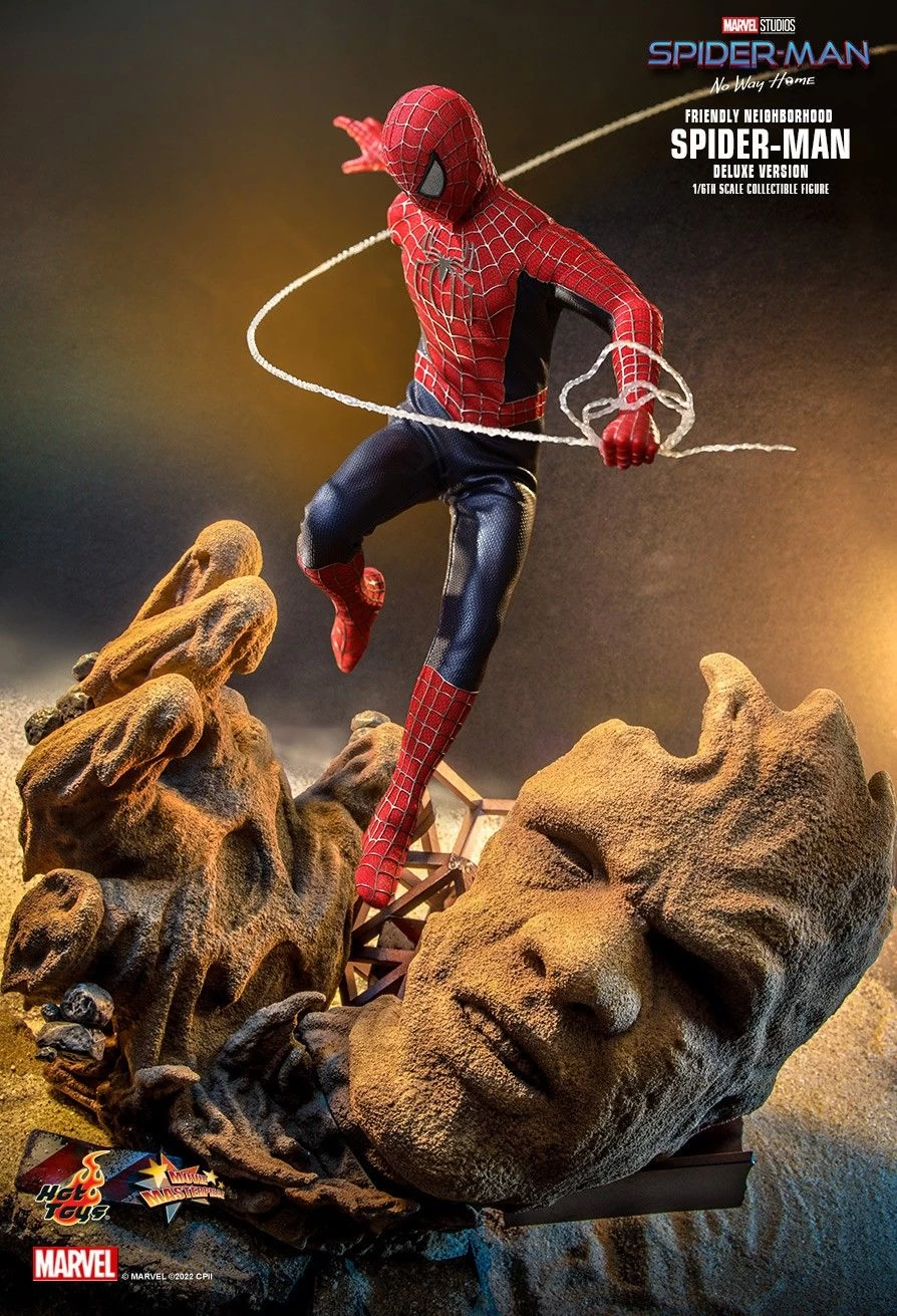 Hot Toys Spider-Man: No Way Home - Friendly Neighbourhood Spider-Man Deluxe 1/6 Scale Figure 3 Hot Toys Spider-Man: No Way Home - Friendly Neighbourhood Spider-Man Deluxe 1/6 Scale Figure