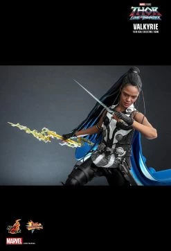 Hot Toys Thor 4: Love And Thunder - Valkyrie 1/6 Scale Figure -Toy Store PD1662527207I3U