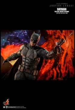 Hot Toys Zack Snyder's Justice League - Batman (Tactical Batsuit) 1/6 Scale Figure -Toy Store PD1663302140r0S