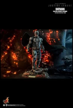 Hot Toys Zack Snyder's Justice League - Batman (Tactical Batsuit) 1/6 Scale Figure -Toy Store PD16633021418xx