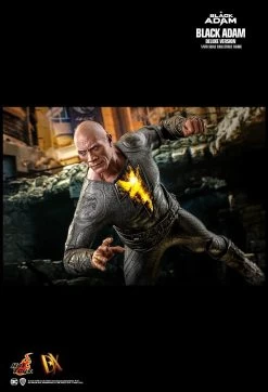 Hot Toys Black Adam (2022) - Black Adam Deluxe 1/6 Scale Action Figure -Toy Store PD1664527928Ml5