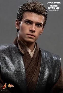 Hot Toys Star Wars: Attack Of The Clones - Anakin Skywalker 1/6 Scale Figure