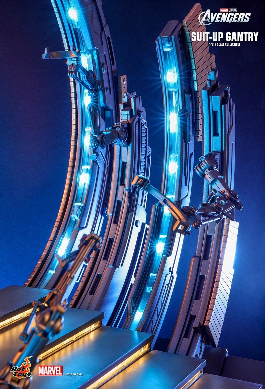 Hot Toys Iron Man - Suit-up Gantry 1/6 Scale Accessory 5 Hot Toys Iron Man - Suit-up Gantry 1/6 Scale Accessory - Image 3