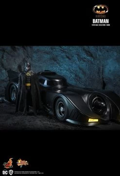 Hot Toys Batman (1989) - Batman 1/6 Figure -Toy Store PD167637482870O