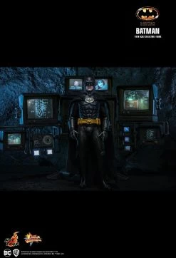 Hot Toys Batman (1989) - Batman 1/6 Figure -Toy Store PD1676374831I3Q