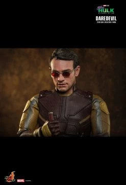 Hot Toys She-Hulk (TV) - Daredevil 1/6 Scale Figure 36 Hot Toys She-Hulk (TV) - Daredevil 1/6 Scale Figure -Toy Store PD1676872937C2t