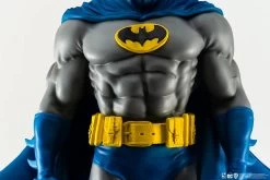 Batman (Neil Adams) PVC 1/8th Scale Classic Statue -Toy Store Purearts White Batman 06 2048x2048 9e7b5897 3a33 4028 a16c e342c3e5ec23