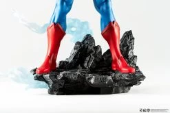 Superman (John Byrne) PVC 1/8th Scale Classic Statue -Toy Store Purearts White Superman 07 2048x2048 307ebb1e 0fed 4954 b9a3 e053e94e03d9
