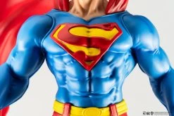 Superman (John Byrne) PVC 1/8th Scale Classic Statue -Toy Store Purearts White Superman 09 2048x2048 1d9c7929 dbe1 4e03 88bc 184a89640f34
