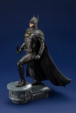 Kotobukiya THE FLASH - Batman ArtFX Statue -Toy Store SV355 ARTFX BATMAN THEFLASH 03