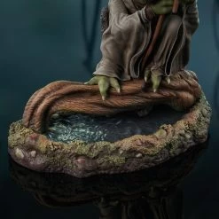 Star Wars: Return Of The Jedi - Yoda Milestones Statue -Toy Store SW Yoda Milestone 09 08427
