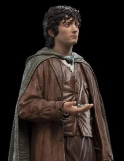 Weta Workshop The Lord Of The Rings - Frodo Baggins, Ringbearer Classic Series 1/6 Scale Statue -Toy Store a8d49980 08aa 44e7 9c63 281025ae77a4