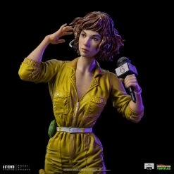 Iron Studios Teenage Mutant Ninja Turtles - April O'Neil 1/10 Scale Statue -Toy Store april oneil teenage mutant ninja turtles gallery 6340738e0fa6e