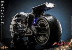 Hot Toys The Flash - Batcycle 1/6 Scale Collectible -Toy Store batcycle dc comics gallery 6478ca1ecf3c2