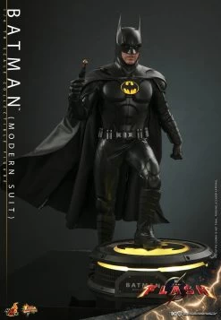 Hot Toys The Flash (2023) - Batman (Modern Suit) 1/6 Scale Figure -Toy Store batman modern suit marvel gallery 646f8d969ee91