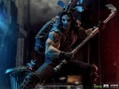 Iron Studios Teenage Mutant Ninja Turtles - Casey Jones 1/10 Scale Statue