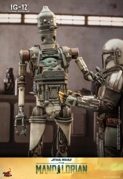 Hot Toys Star Wars: The Mandalorian - IG-12 1/6 Scale Figure -Toy Store ig 12 gallery 649096367f82f