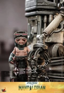 Hot Toys Star Wars: The Mandalorian - IG-12 1/6 Scale Figure -Toy Store ig 12 gallery 6490963844a2a