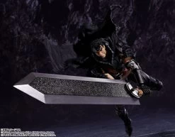 S.H.FIGUARTS Berserk Guts (Berserker Armor) -Toy Store item 0000014383 WdT6iYoZ 09 1024x799 1