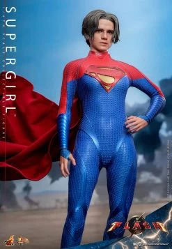 Hot Toys The Flash - Supergirl 1/6 Scale Figure -Toy Store supergirl dc comics gallery 649f04ee96273