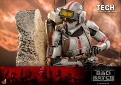 Hot Toys Star Wars: The Bad Batch - Tech 1/6 Scale Figure -Toy Store tech star wars gallery 64077600b82ac
