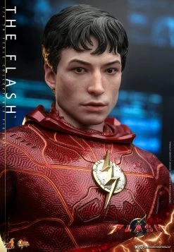 Hot Toys The Flash - The Flash 1/6 Scale Figure -Toy Store the flash dc comics gallery 648214f8b474b