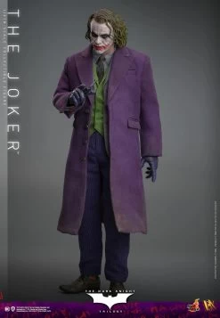 Hot Toys Batman: The Dark Knight Trilogy - Joker 1/6 Scale Figure -Toy Store the joker dc comics gallery 64c3041ddc0b7