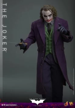 Hot Toys Batman: The Dark Knight Trilogy - Joker 1/6 Scale Figure -Toy Store the joker dc comics gallery 64c3041f4da25