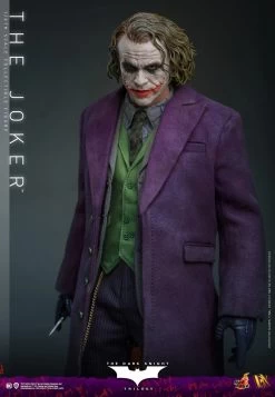 Hot Toys Batman: The Dark Knight Trilogy - Joker 1/6 Scale Figure -Toy Store the joker dc comics gallery 64c304204688e