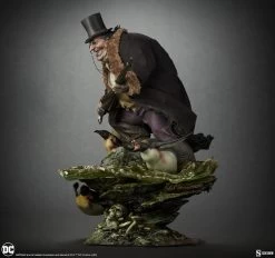 Batman - The Penguin Premium Format Statue -Toy Store the penguin dc comics gallery 641b304552e87