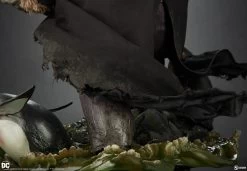 Batman - The Penguin Premium Format Statue -Toy Store the penguin dc comics gallery 641b3085a079d