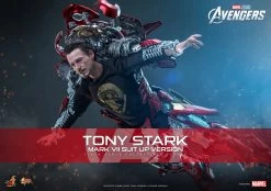 Hot Toys Avengers - Tony Stark (Mark VII Suit-Up) 1/6 Scale Figure