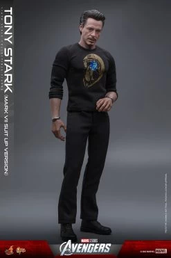Hot Toys Avengers - Tony Stark (Mark VII Suit-Up) 1/6 Scale Figure -Toy Store tony stark mark vii suit up version marvel gallery 64c146c07f759